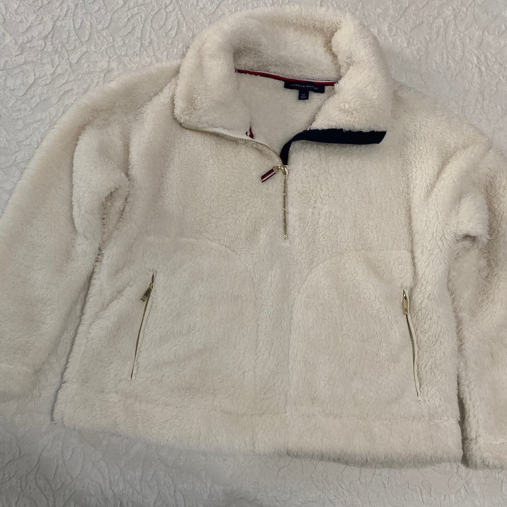 Tommy Hilfiger size small